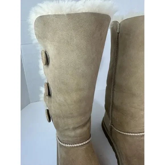 UGG Bailey Button Triplet II Boots Tall Fur Lined 1873 Tan Brown Women's Size 9 - Picture 7 of 16